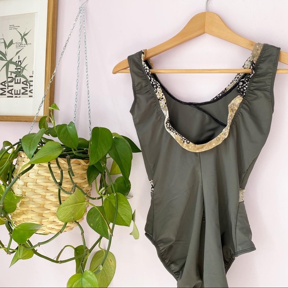 Ballet Leotard Adult M - Picture 3 of 3